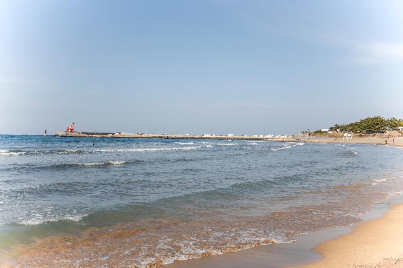 Jeju Ocean Family Hotel Exterior foto